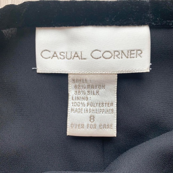 Vintage Y2K 90s floral velvet midi skirt - Picture 2 of 2